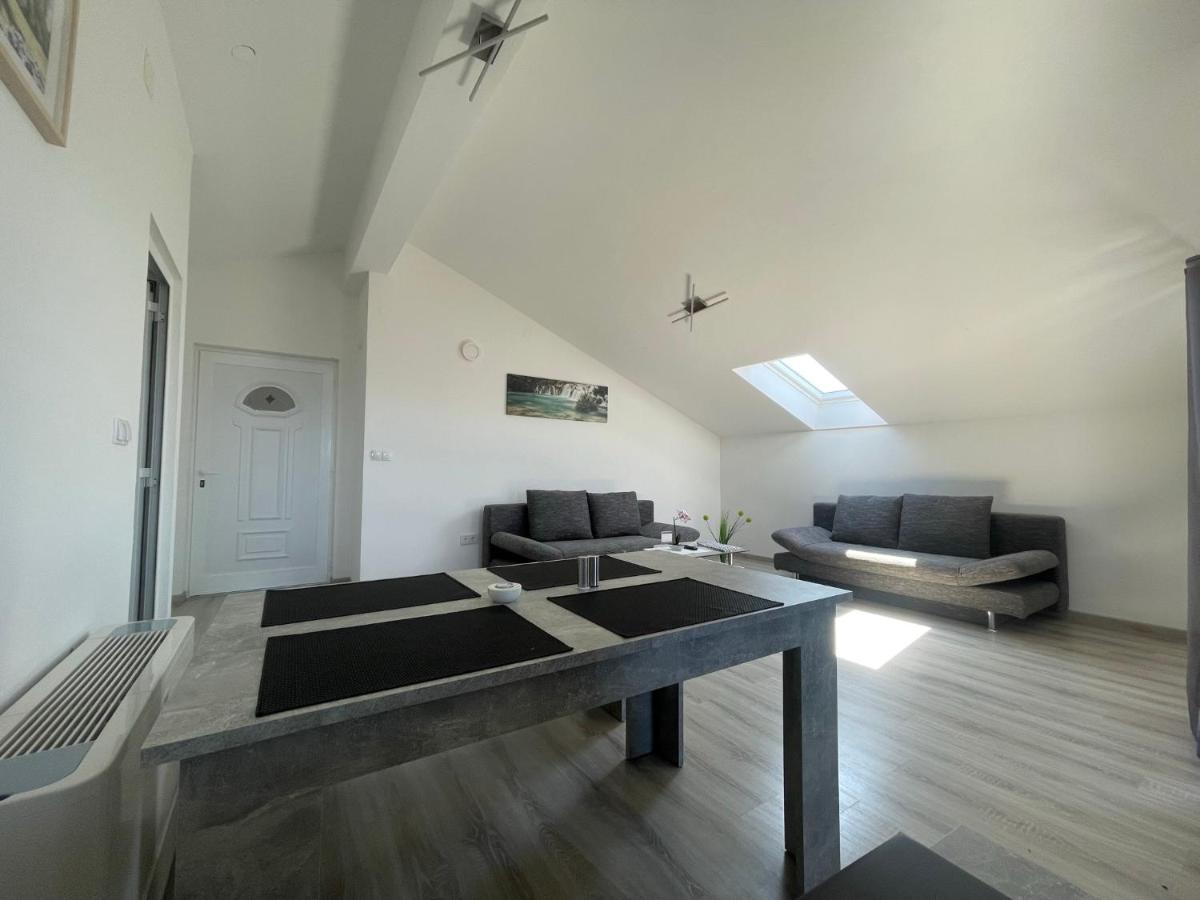 Apartments Villa M&M Bibinje Eksteriør bilde